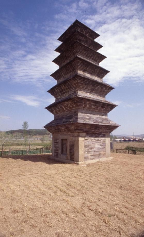 제천 장락동 칠층모전석탑이미지