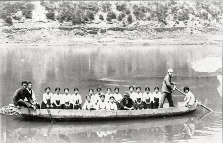 김운기 컬렉션이미지