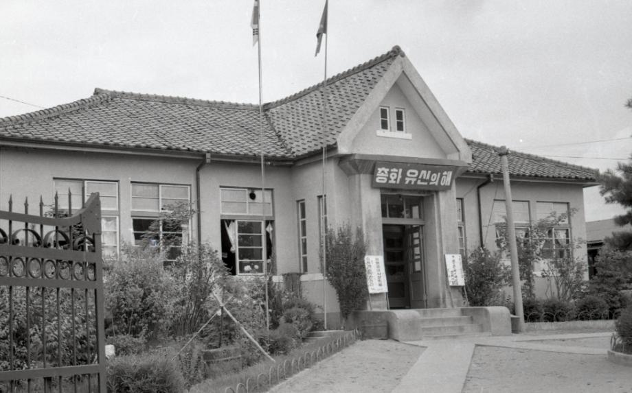 김운기 컬렉션이미지