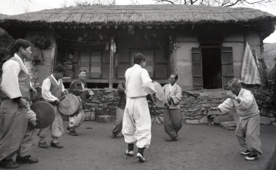 김운기 컬렉션이미지