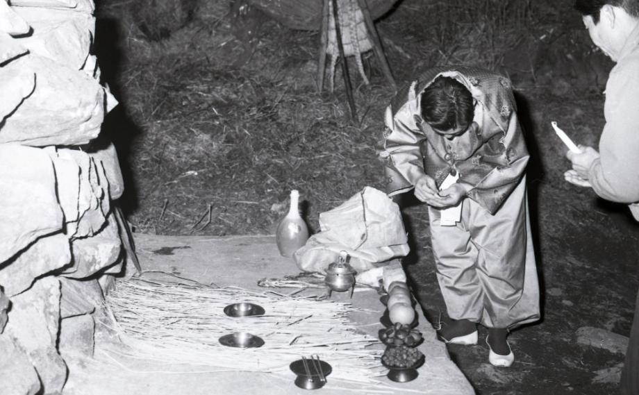 김운기 컬렉션이미지