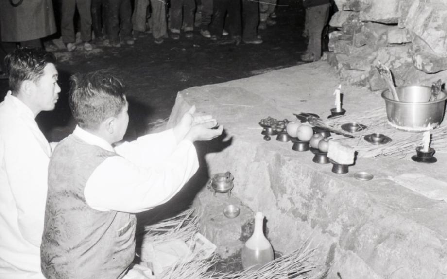 김운기 컬렉션이미지