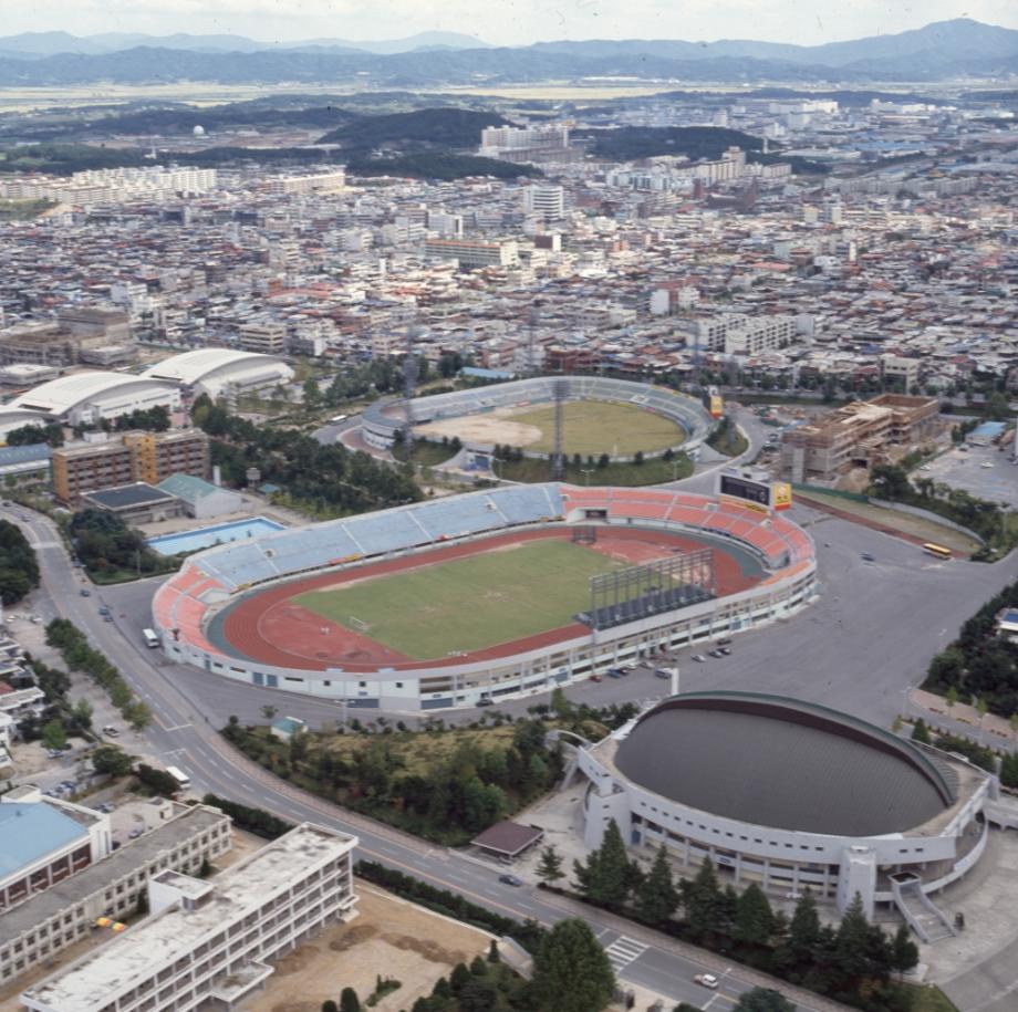 김운기 컬렉션이미지