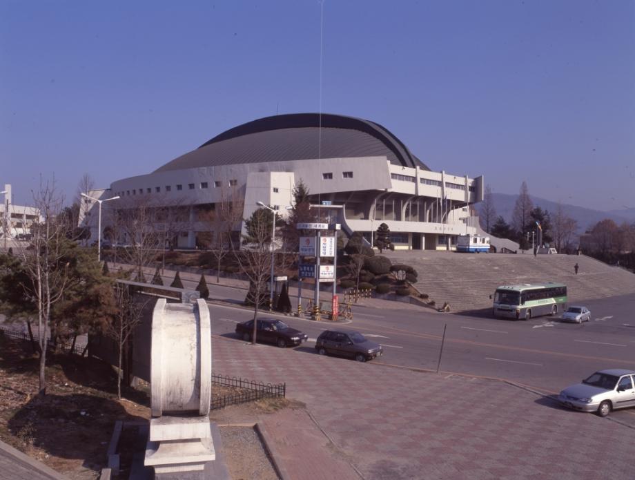 김운기 컬렉션이미지