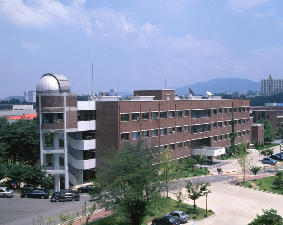 김운기 컬렉션이미지