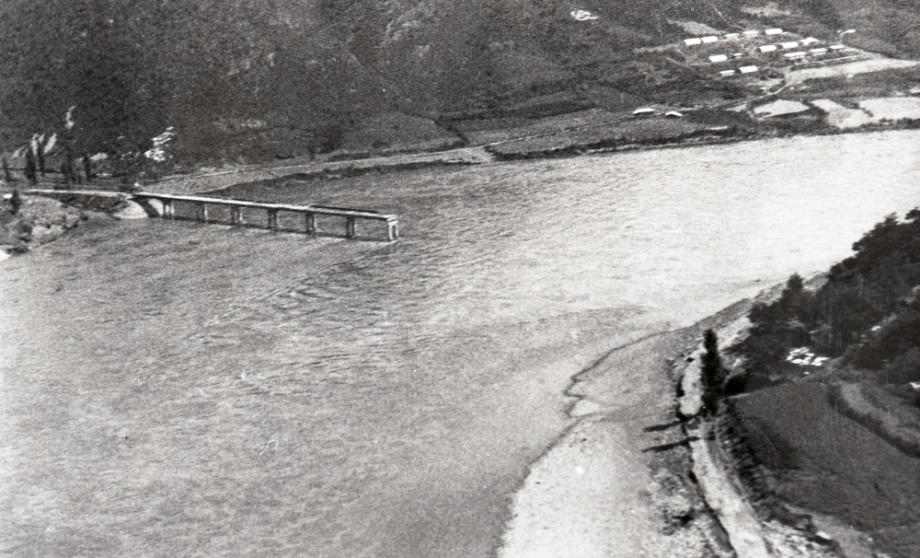 김운기 컬렉션이미지