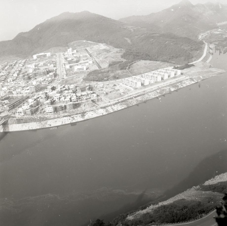 김운기 컬렉션이미지