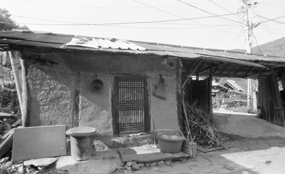 김운기 컬렉션이미지