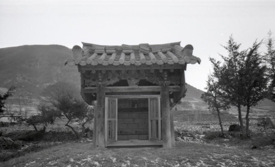 김운기 컬렉션이미지