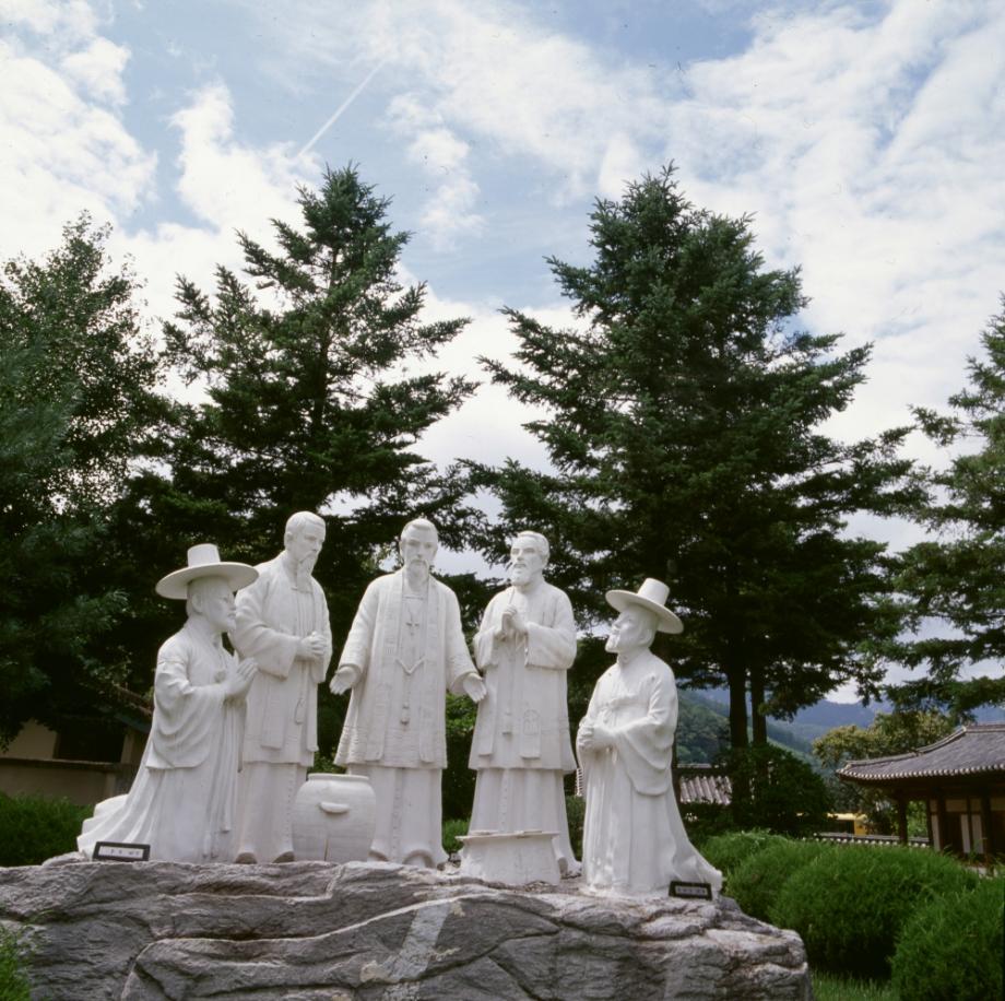 김운기 컬렉션이미지