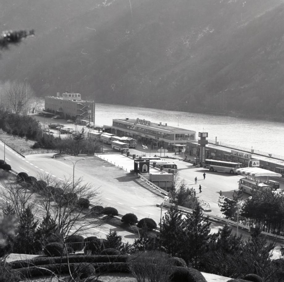 김운기 컬렉션이미지