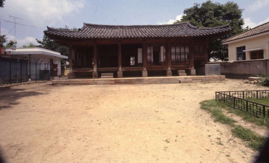 괴산 청안 안민헌이미지