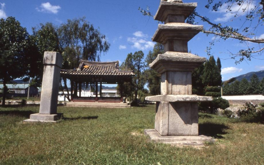 음성 읍내리 삼층석탑이미지