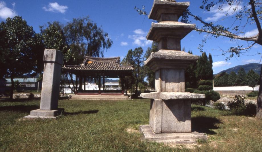 음성 읍내리 삼층석탑이미지