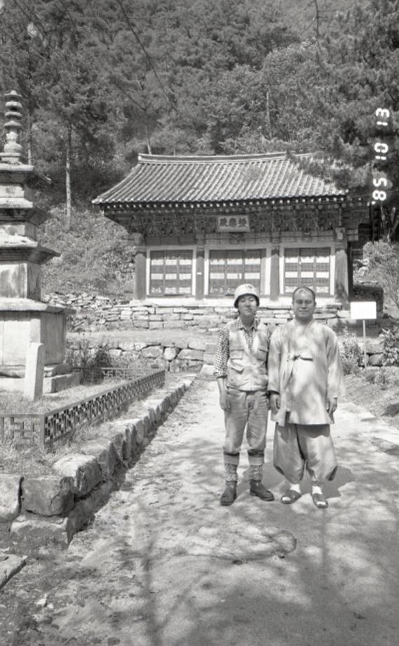 제천 신륵사 극락전이미지