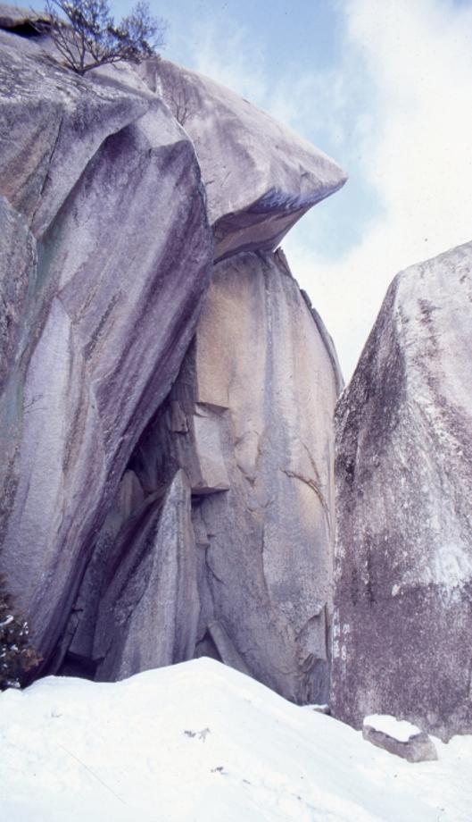 괴산 도명산 마애불상군이미지