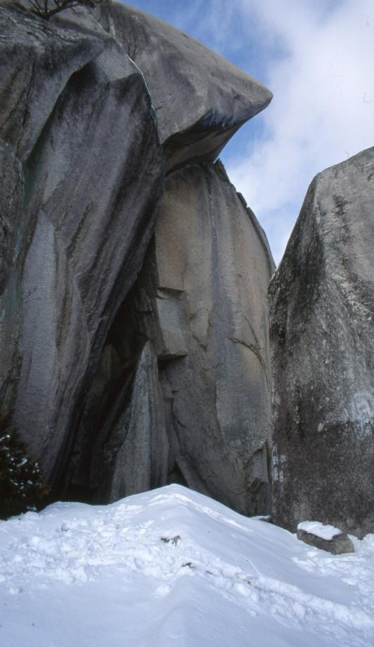 괴산 도명산 마애불상군이미지