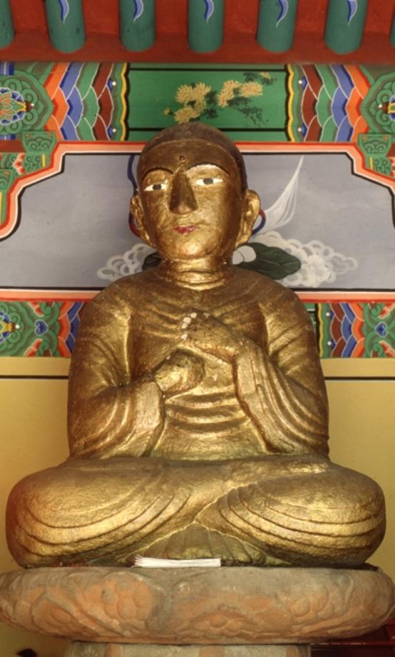 청주 동화사 석조비로자나불좌상이미지