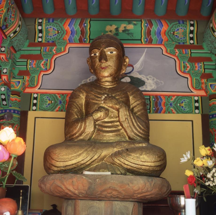 청주 동화사 석조비로자나불좌상이미지