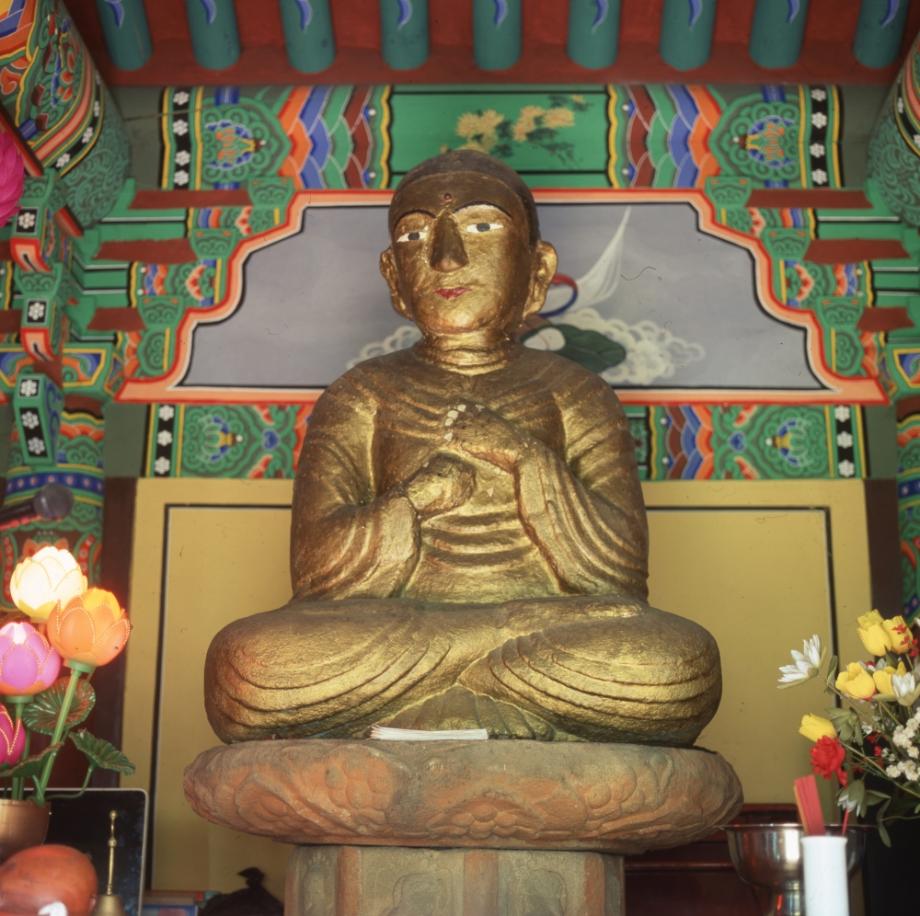 청주 동화사 석조비로자나불좌상이미지