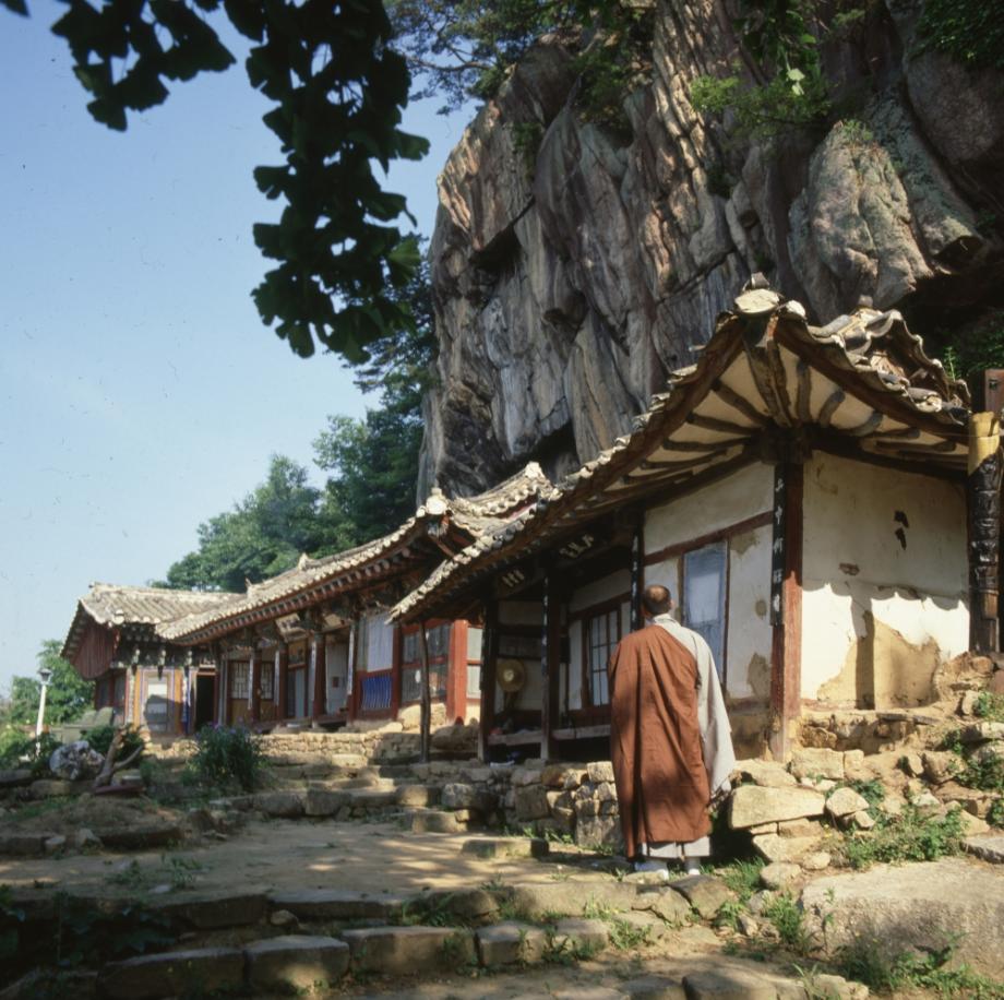 제천 정방사 목조관음보살좌상 및 복장유물이미지