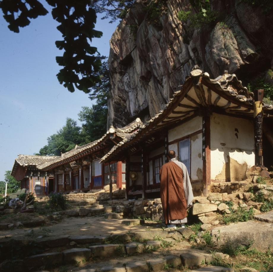 제천 정방사 목조관음보살좌상 및 복장유물이미지