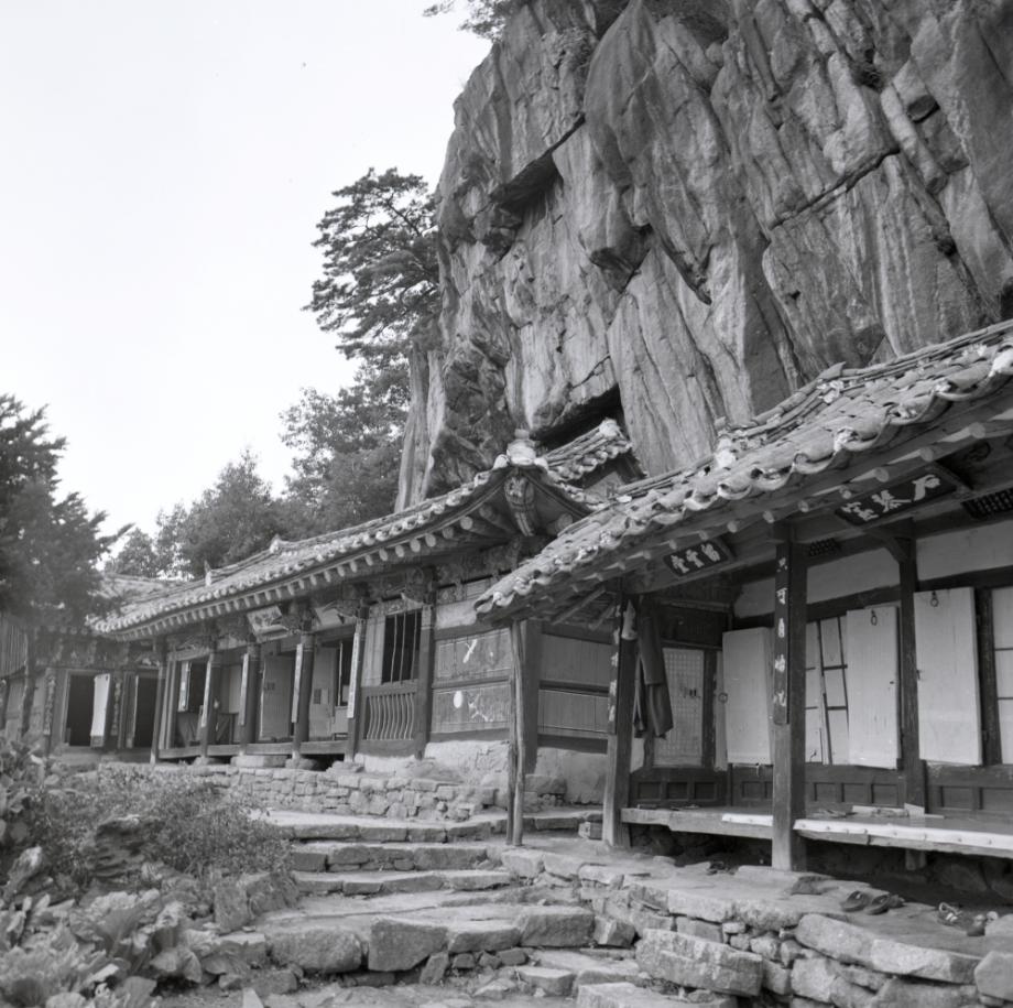 제천 정방사 목조관음보살좌상 및 복장유물이미지