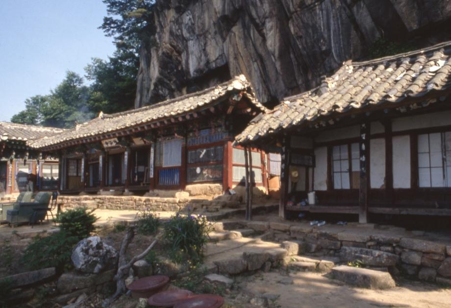 제천 정방사 목조관음보살좌상 및 복장유물이미지