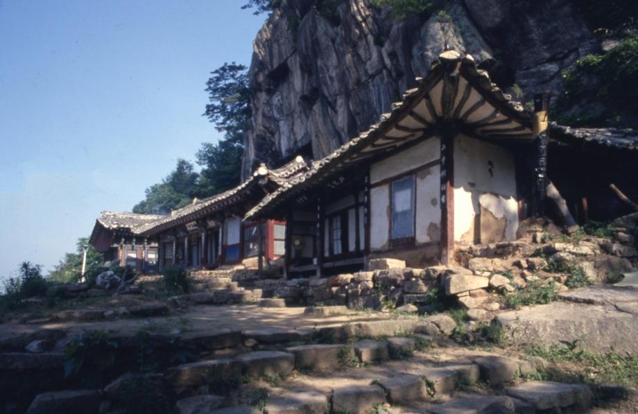 제천 정방사 목조관음보살좌상 및 복장유물이미지