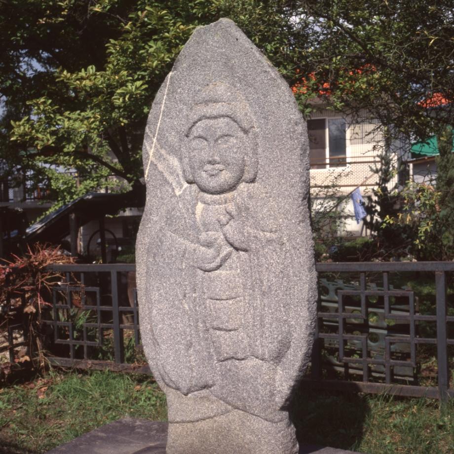 충주 창동리 석조약사여래입상이미지