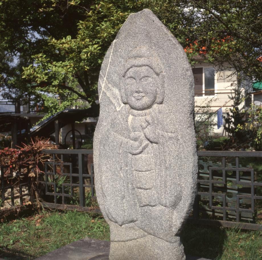 충주 창동리 석조약사여래입상이미지