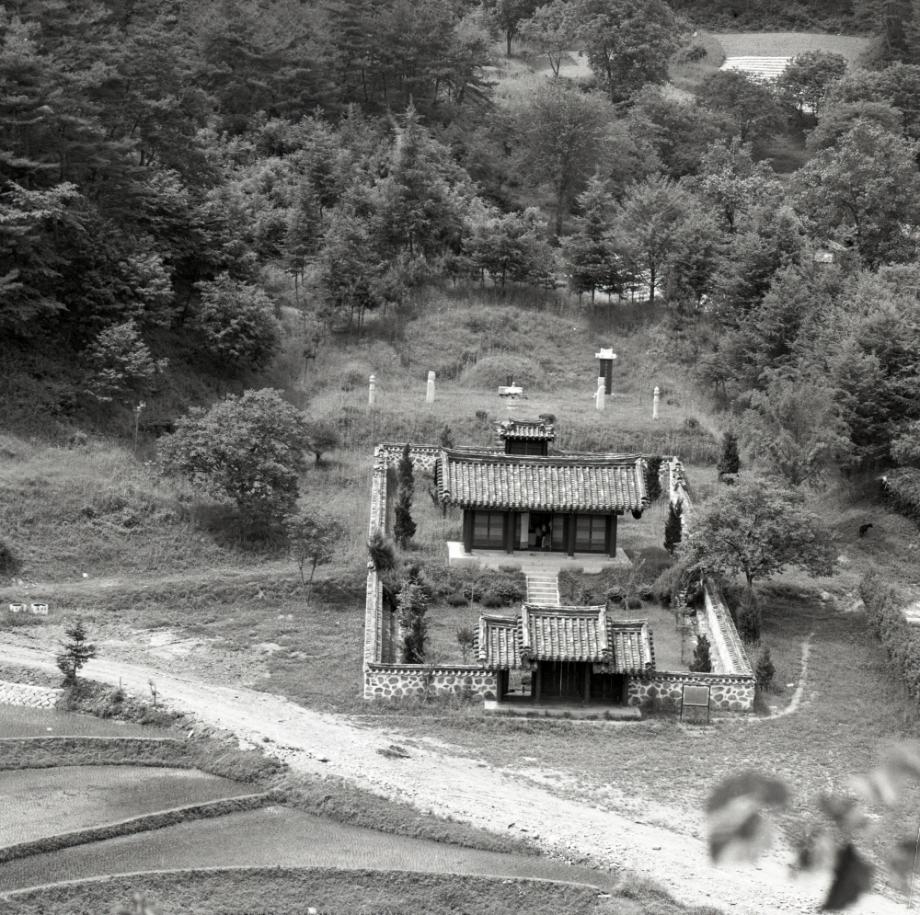 청주 신채호사당 및 묘소이미지