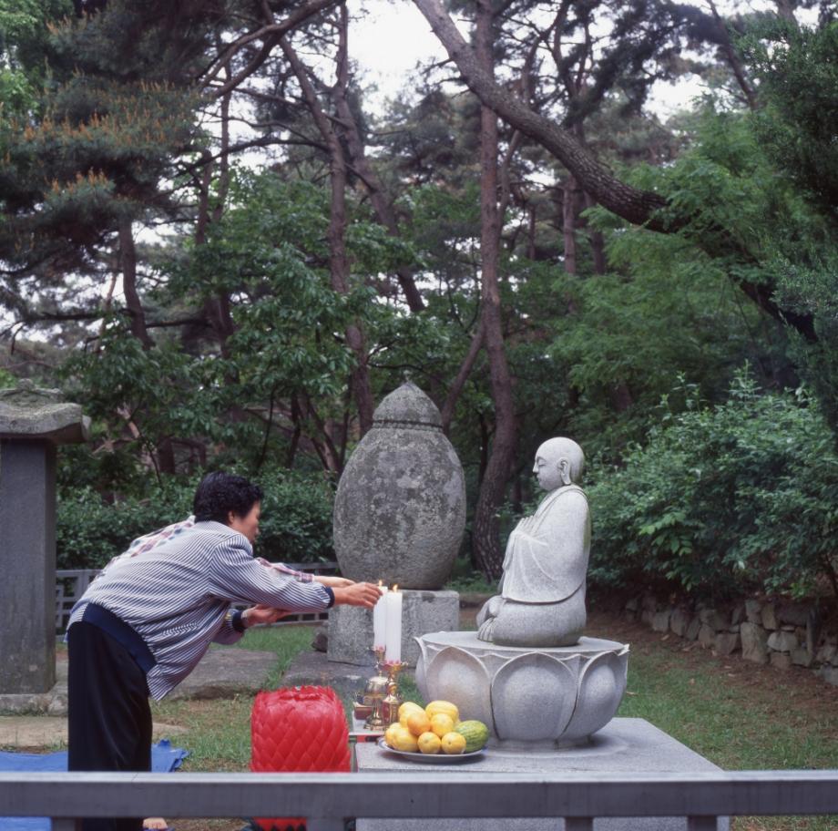 청주 안심사 세존사리탑이미지