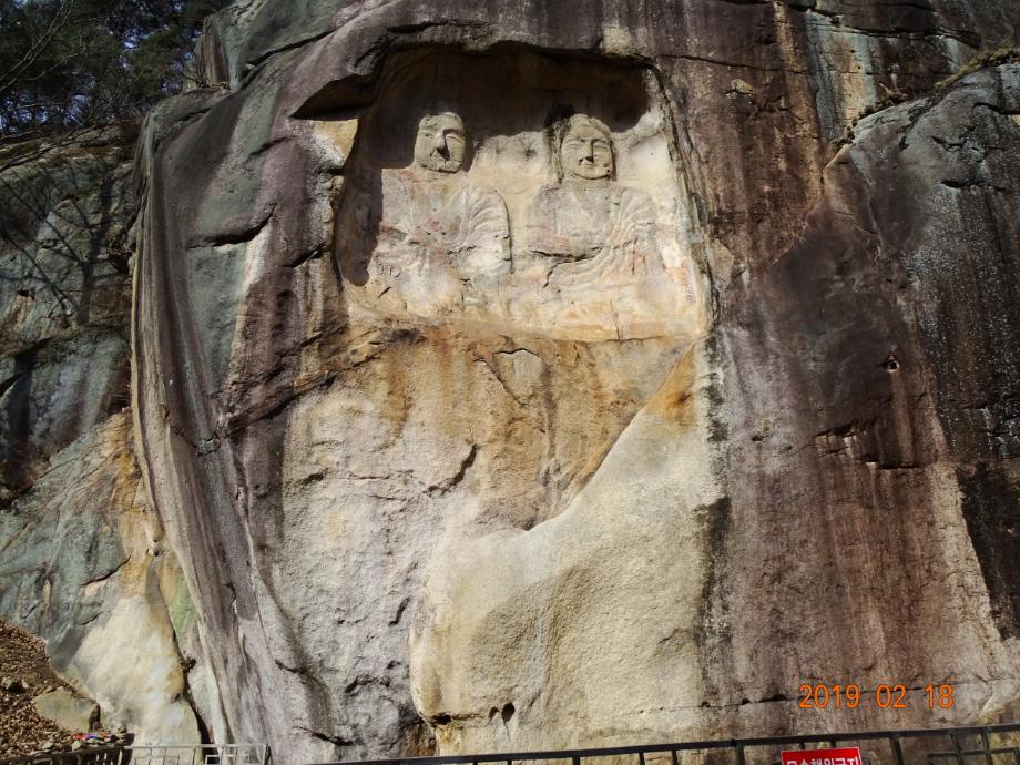 괴산 원풍리 마애이불병좌상이미지