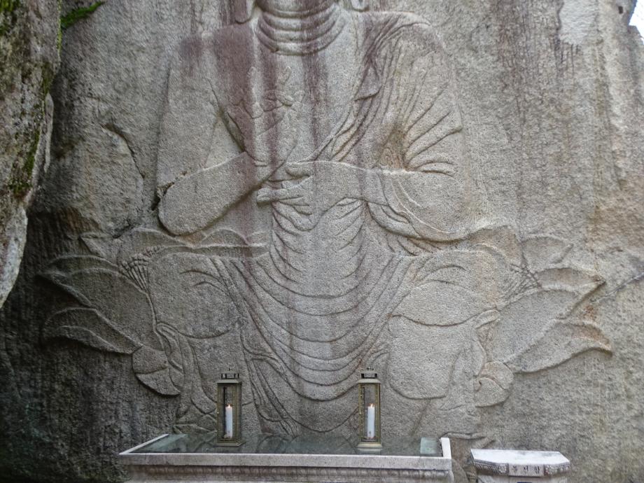 보은 법주사 마애여래의좌상이미지