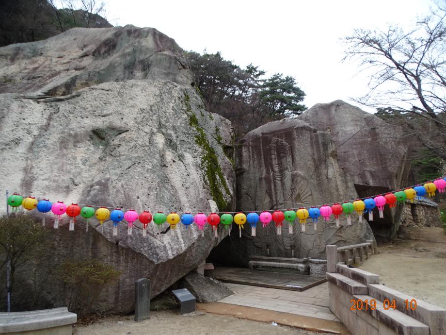 보은 법주사 마애여래의좌상이미지