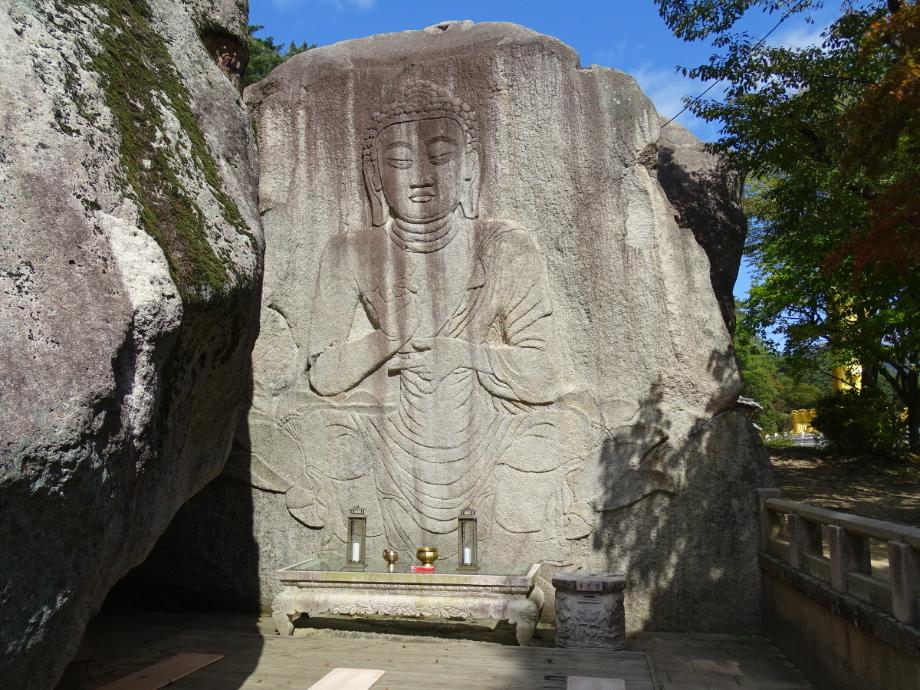 보은 법주사 마애여래의좌상이미지