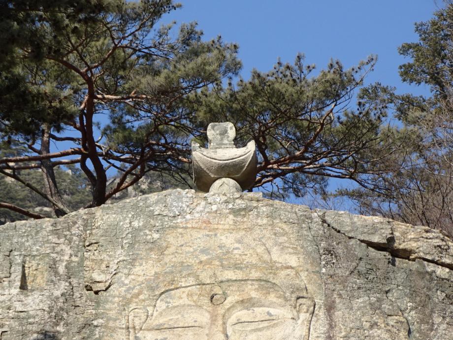 제천 덕주사 마애여래입상이미지