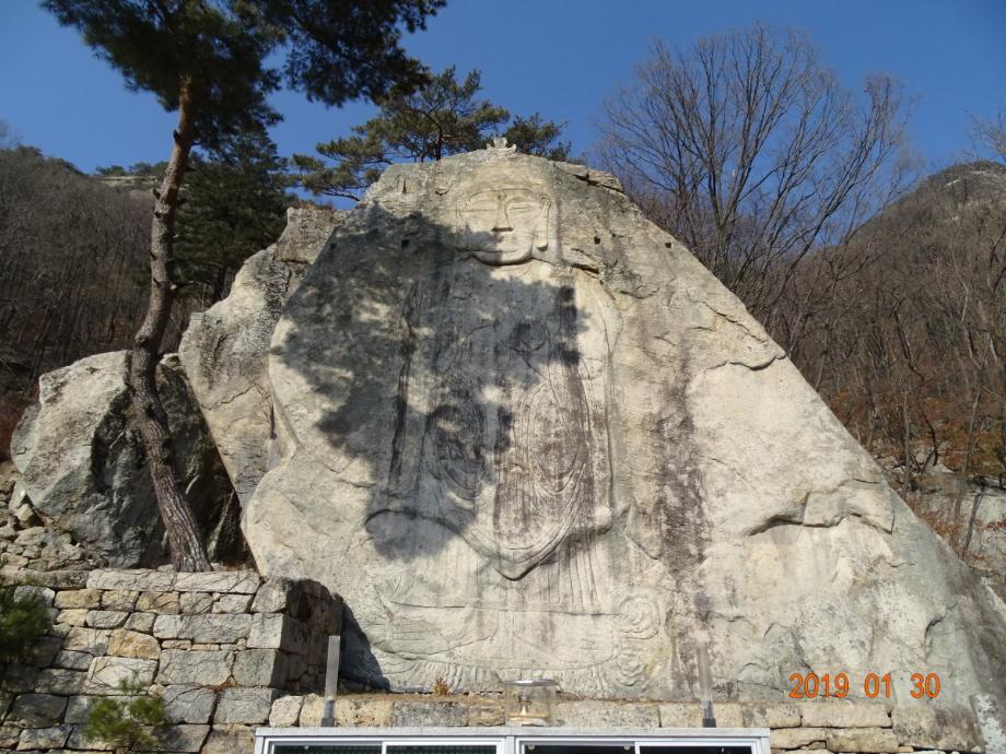 제천 덕주사 마애여래입상이미지