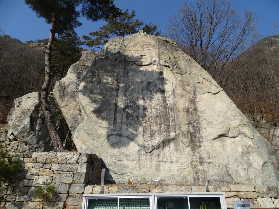 제천 덕주사 마애여래입상이미지