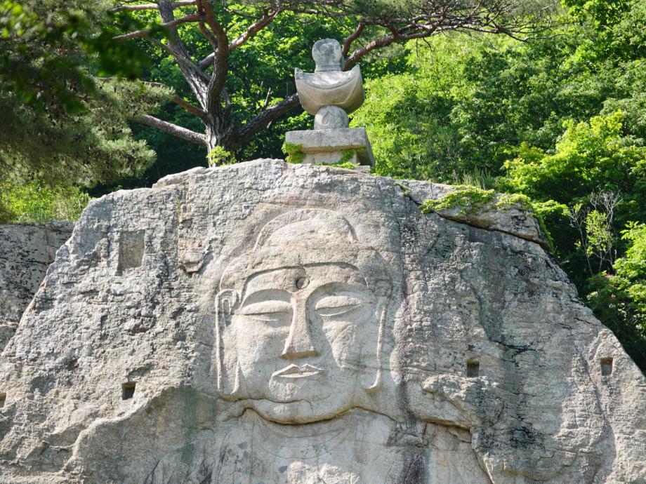 제천 덕주사 마애여래입상이미지