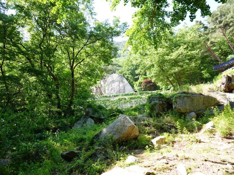 제천 덕주사 마애여래입상이미지