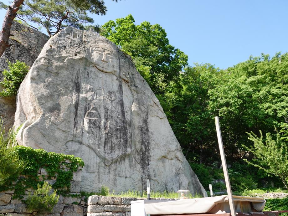 제천 덕주사 마애여래입상이미지