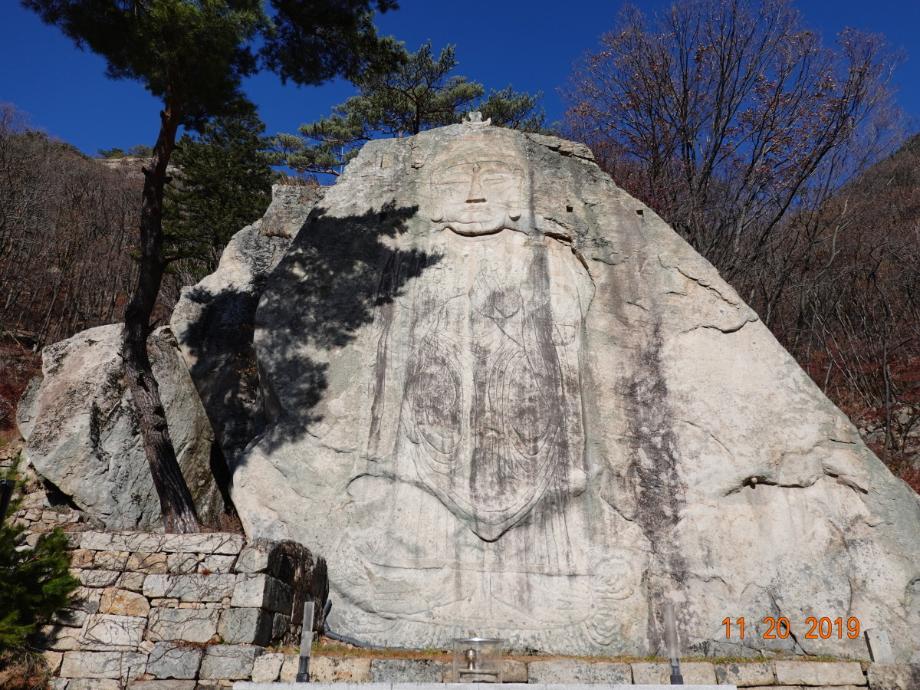 제천 덕주사 마애여래입상이미지