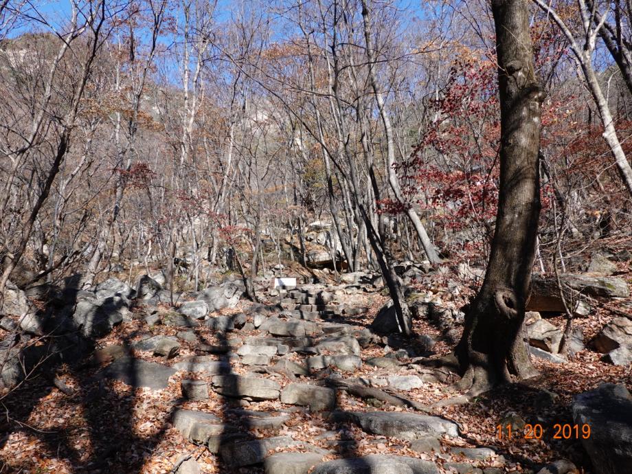 제천 덕주사 마애여래입상이미지