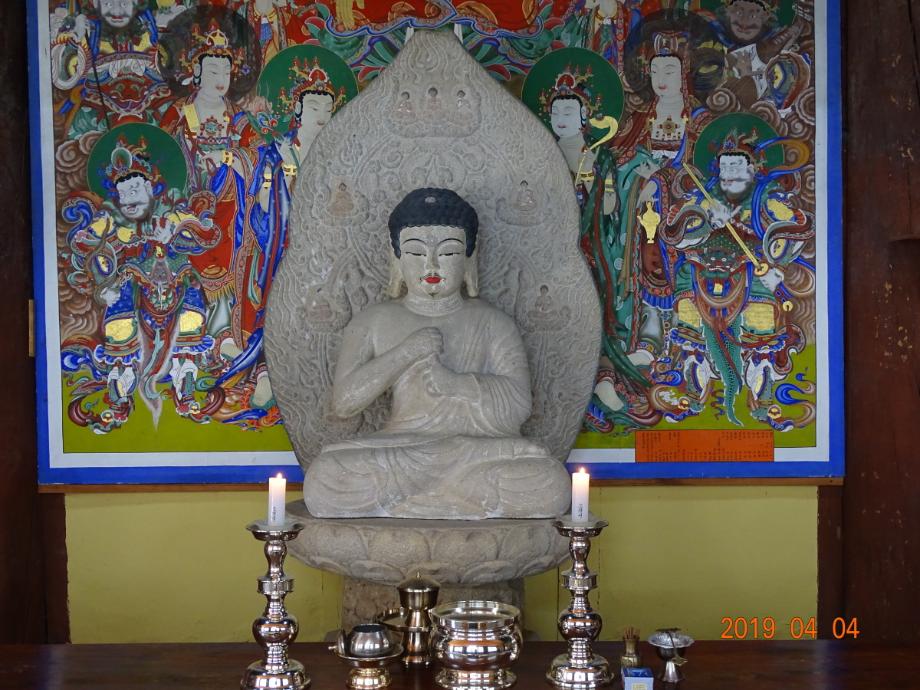 괴산 각연사 석조비로자나불좌상이미지