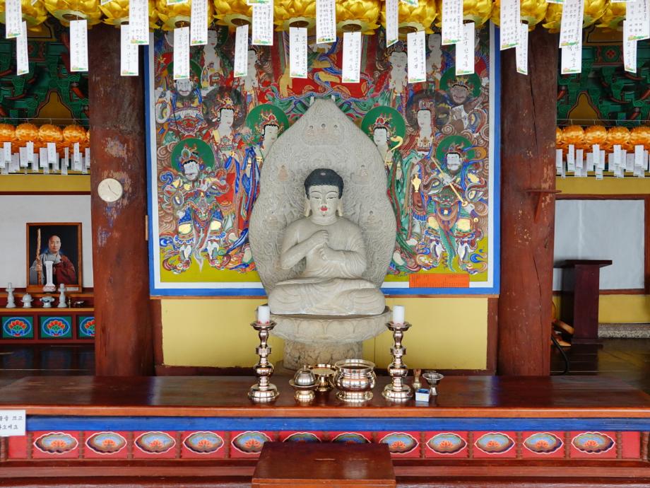 괴산 각연사 석조비로자나불좌상이미지