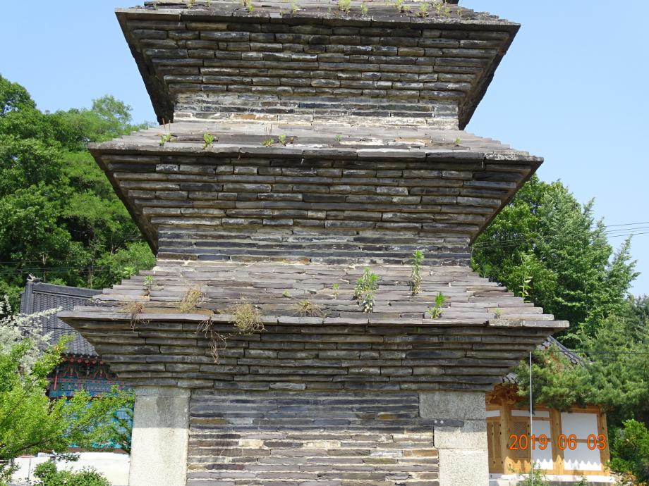 제천 장락동 칠층모전석탑이미지