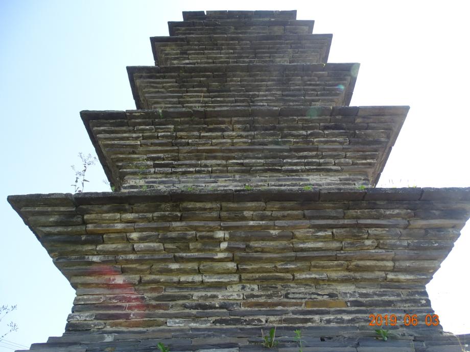 제천 장락동 칠층모전석탑이미지