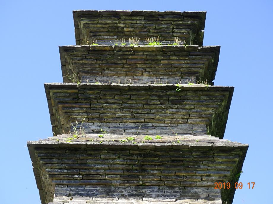 제천 장락동 칠층모전석탑이미지